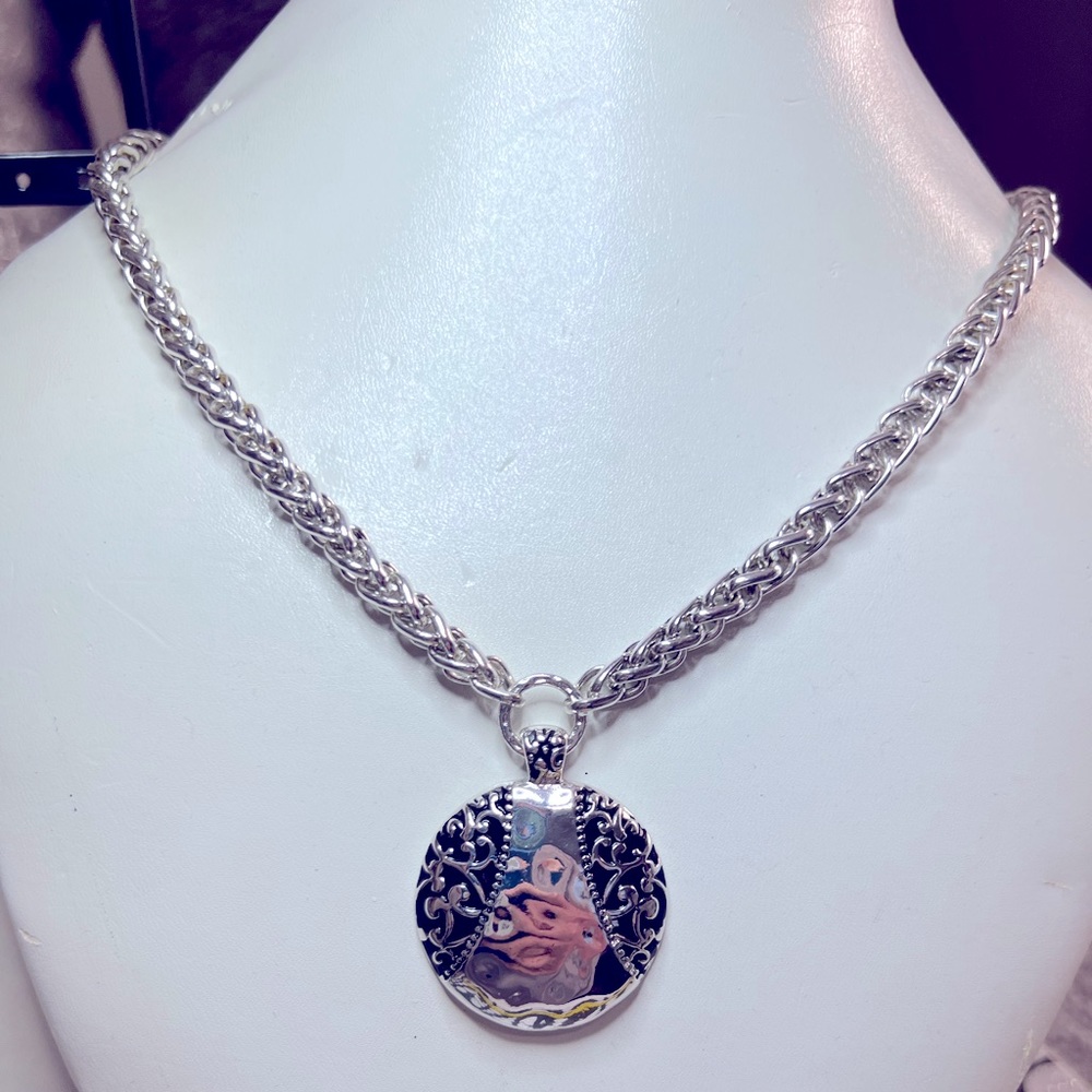 L’Amour silver necklace!